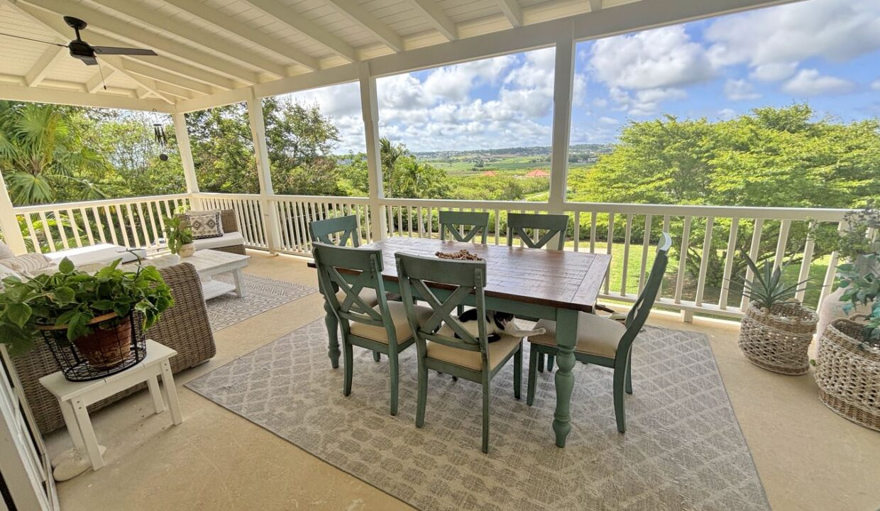 10 - Yorkshire 1 - Patio off living room