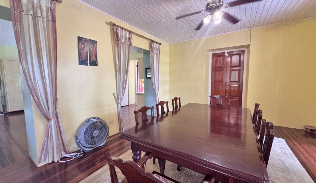 5 Dining room Howels X Road St