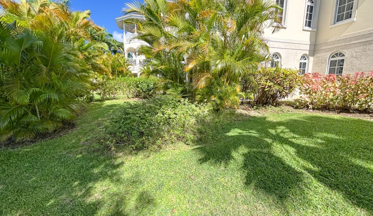 17 - mh 103 - exterior shot