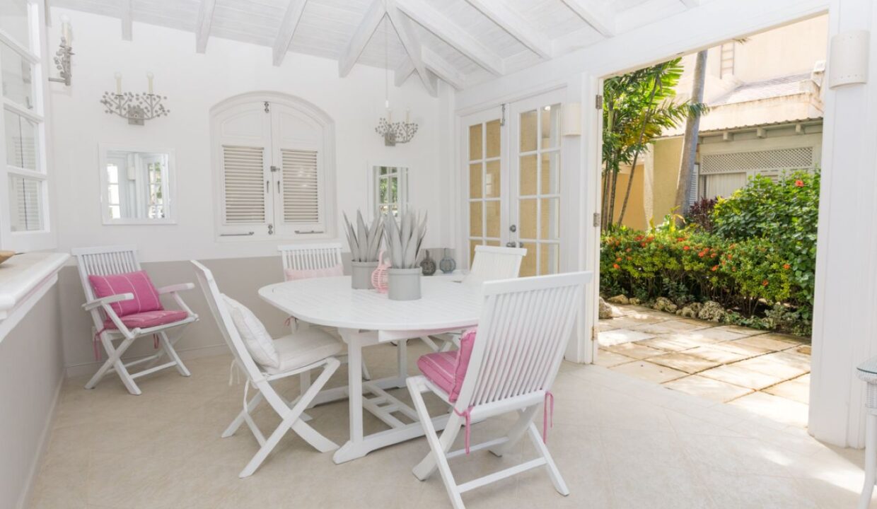 Dining area South Facing Patio
