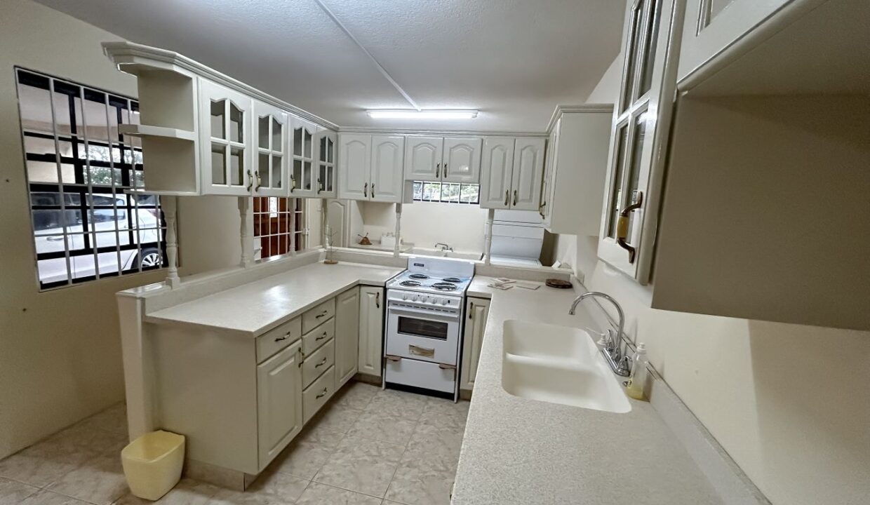 2 Surf View Rd 2 bed kitchen