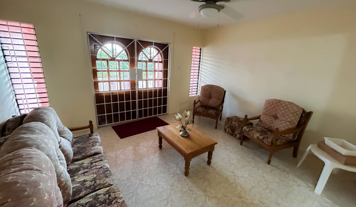 4 Surf View Rd 2 bed living room
