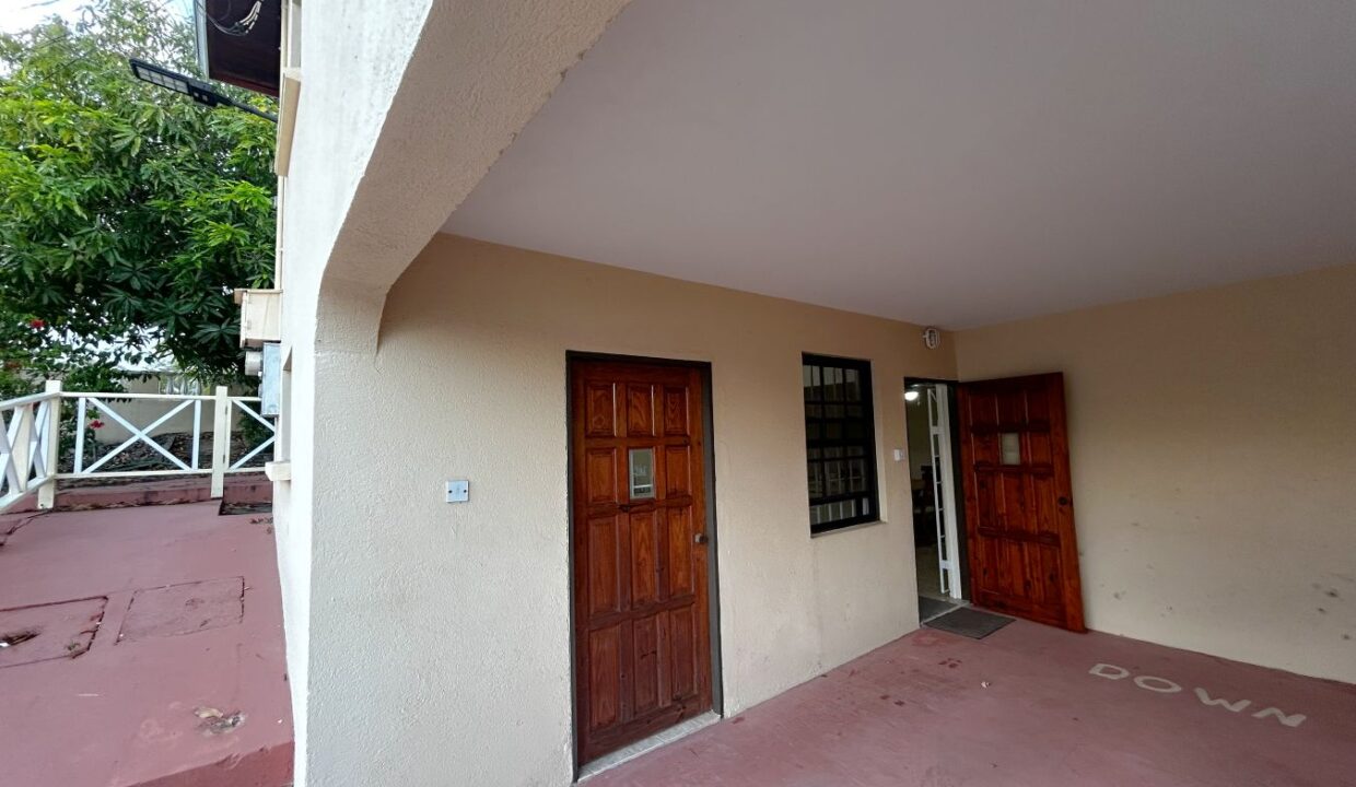 9 Surf View Rd 2 bed parking