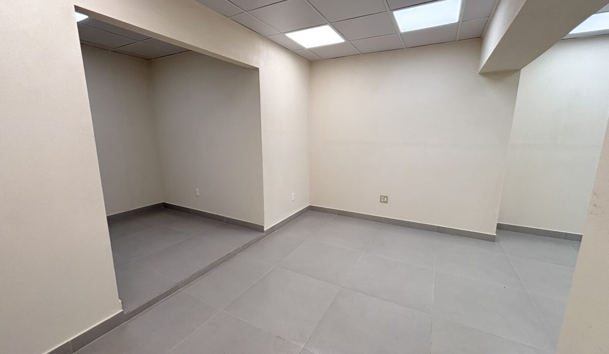 10 - Suite 2 - room 2