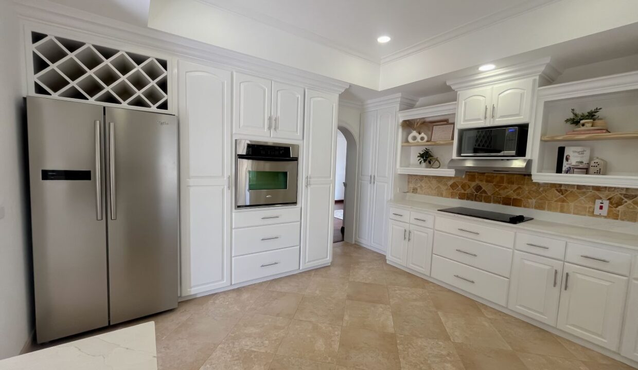 16 Durants Looking Glass Kitchen
