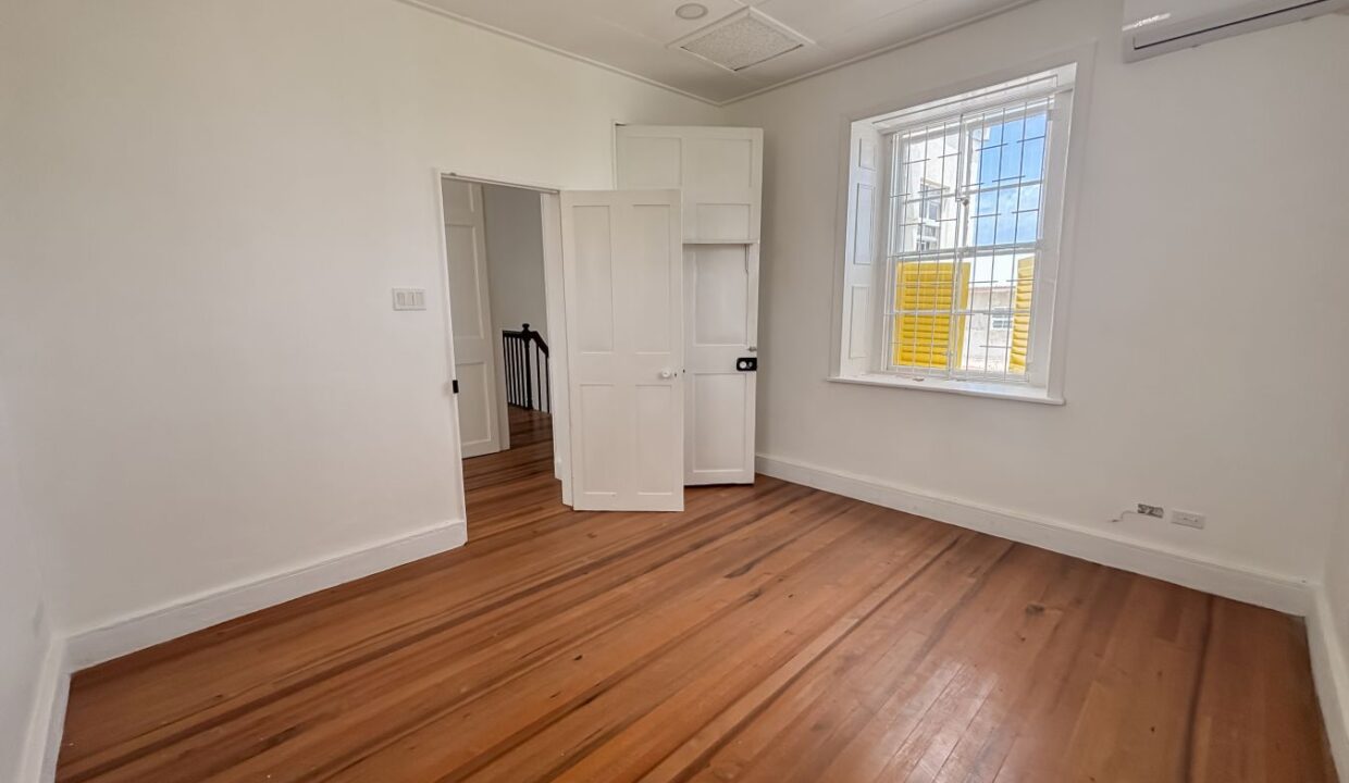 5 - Belleville unit a - top floor room 1
