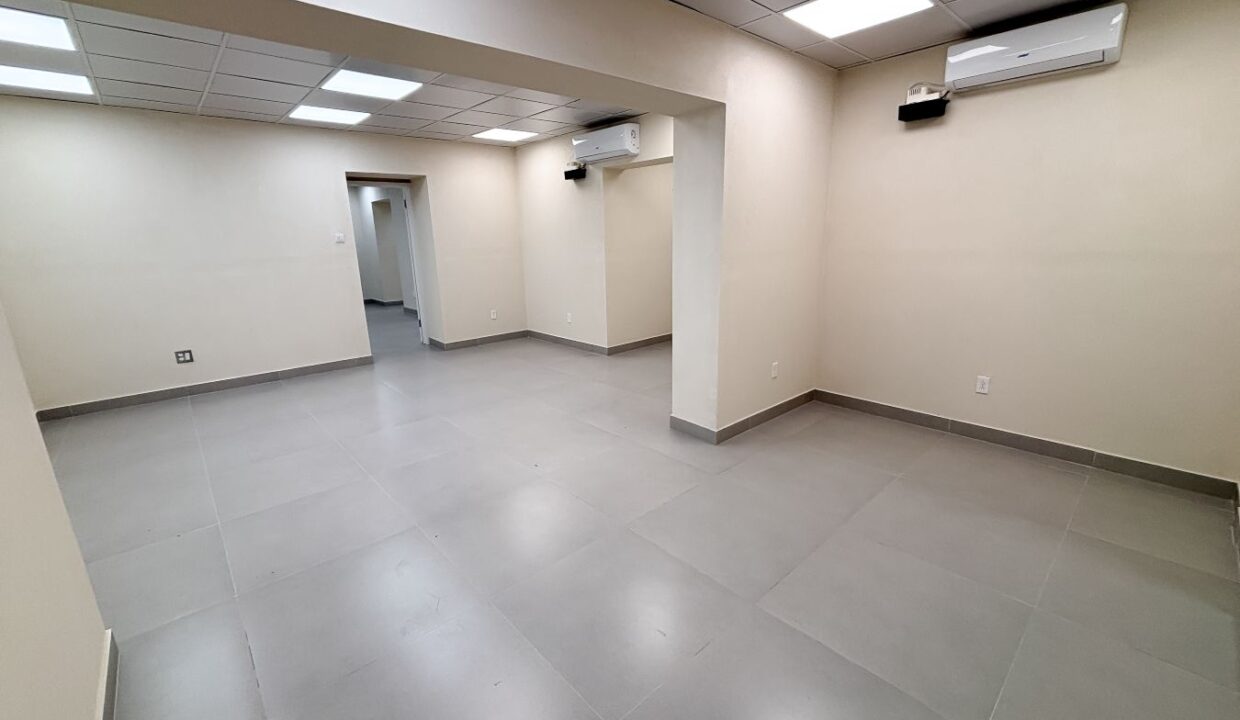 9 - Suite 2 - room 2