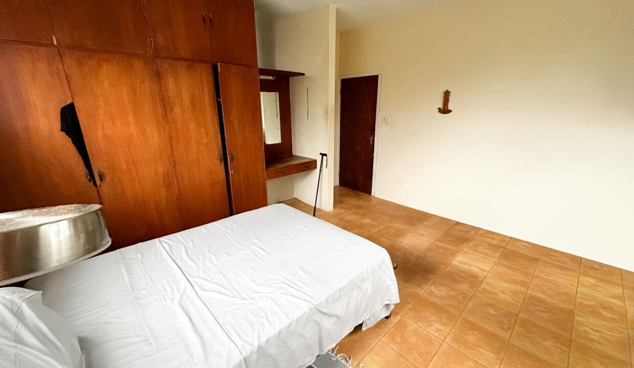 16 Reef Crescent Lower Primary Bedroom