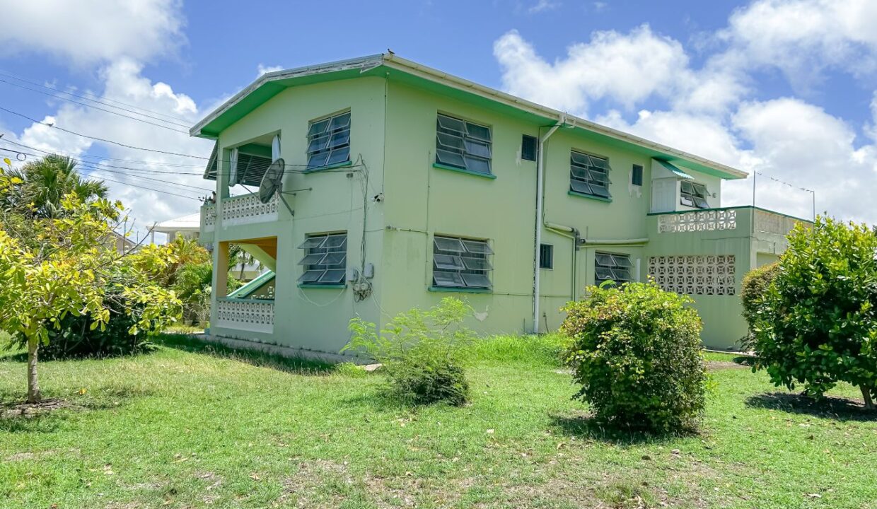 3 Reef Crescent