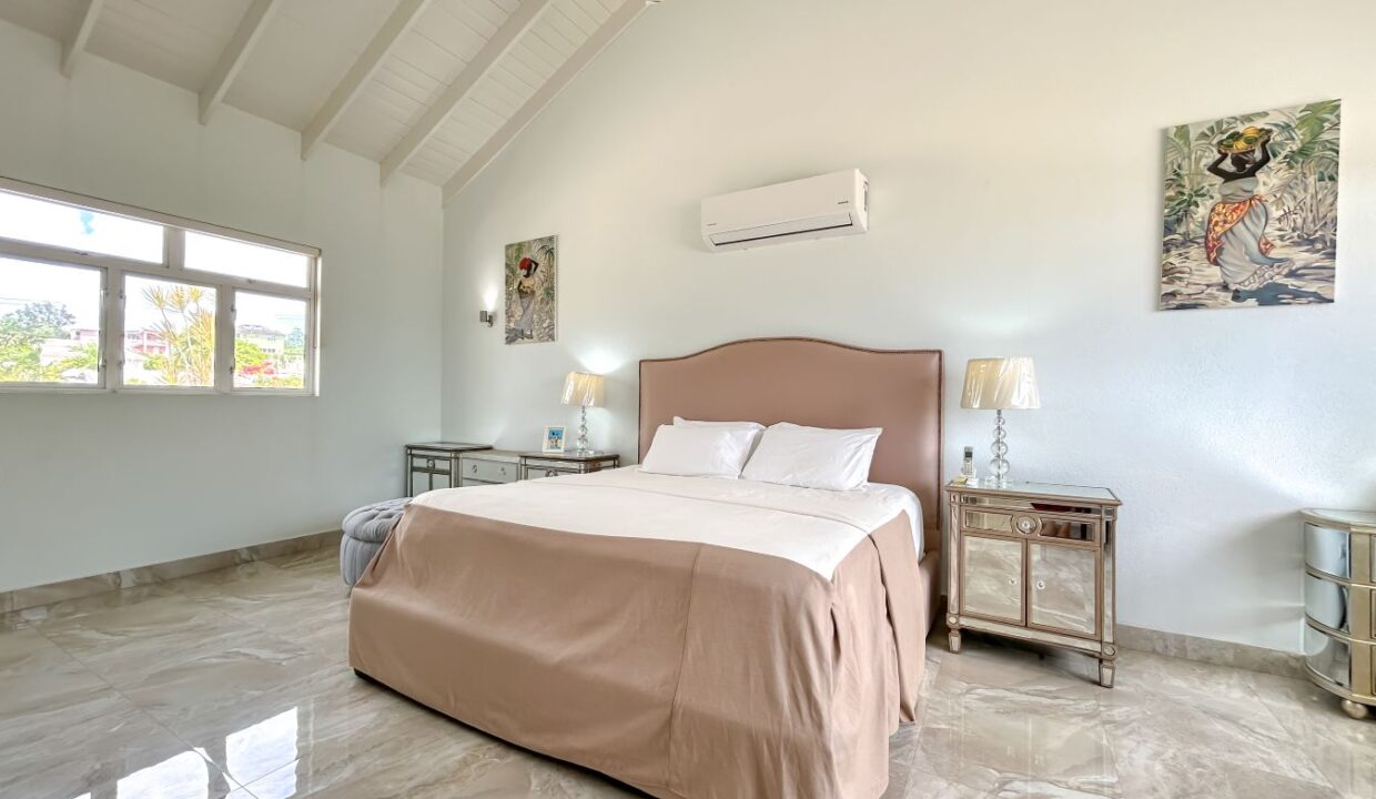 7b Sunwaye Lodge
